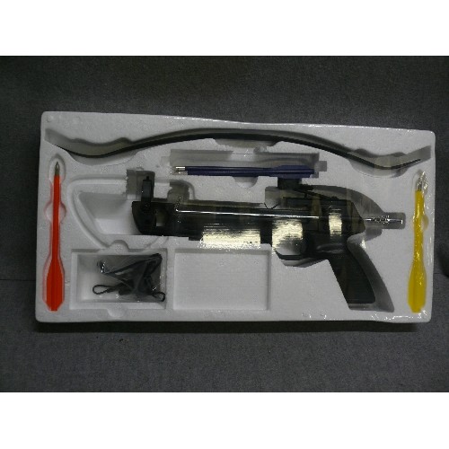 99 - A NEW AND PACKAGED 50LB PISTOL CROSSBOW