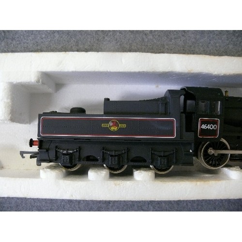 113 - A LIMA TRAIN ENGINE AND TENDER 46400