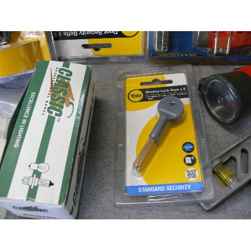 123 - A SELECTION OF TOOLS, MOSTLY NEW TO INCLUDE DIGITAL PRESSURE GAUGE, DOOR BOLTS, STAPLE TACKER ETC