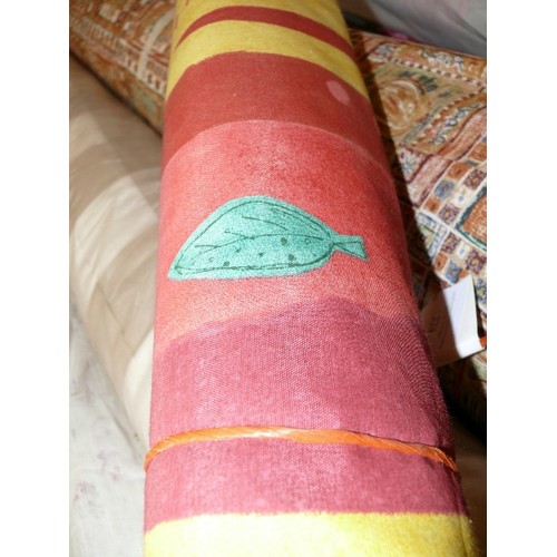 225 - A ROLL OF MEDITERRANEAN THEMED FABRIC