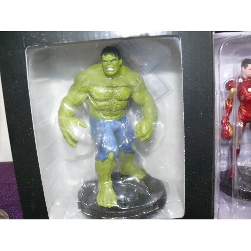 145A - A COLLECTION OF MARVEL MOVIE ACTION FIGURES TO INCLUDE SPIDERMAN, HULK, IRON MAN, CAPTAIN AMERICA AN... 