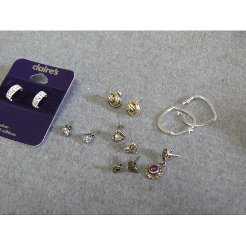 21 - A COLLECTION OF SOLID SILVER EARRINGS SOME WITH STONES SOME DESIGNER