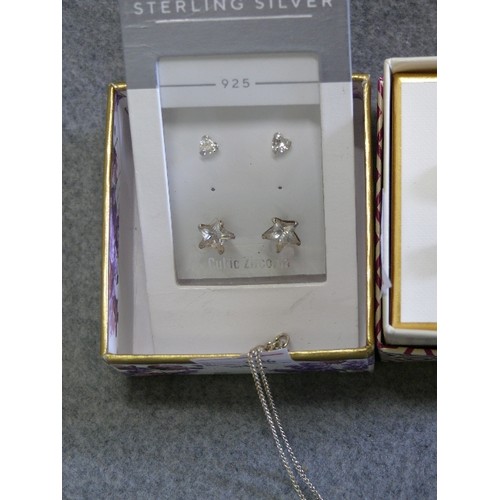 23 - 2 SETS OF SILVER EARRINGS BY STELLA ROSE PLUS CHARM BRACELET WITH 2 OTHER SETS OF EARRINGS IN SOLID ... 