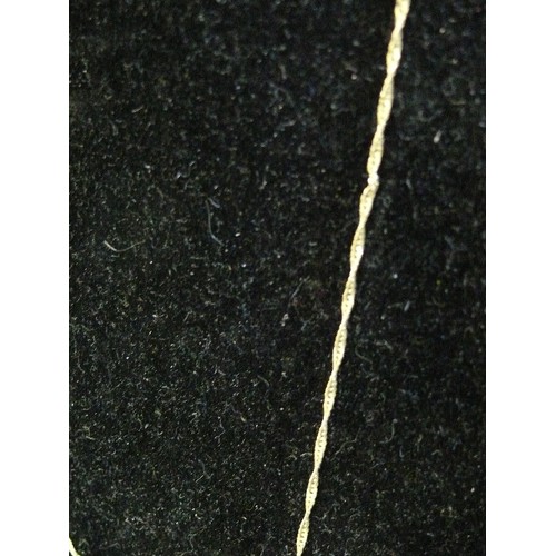 28 - A 9CT GOLD CHAIN 24 INCHES WEIGHT 1.57GR