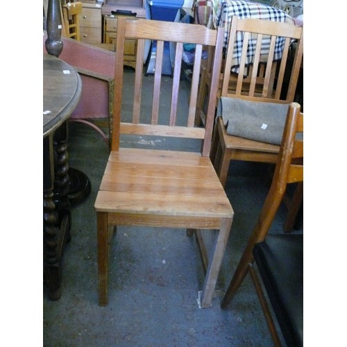 362 - 5 PINE KITCHEN CHAIRS