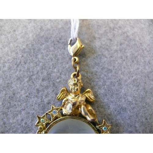 39 - FINEST NEW YORK USA FASHION 'KIRKS FOLLY' FANTASY FAIRY MAGIC MOON  PENDANT.