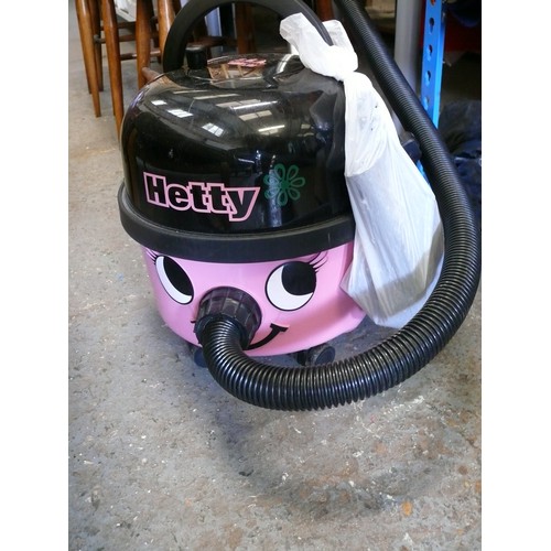 398 - HETTY VACUUM CLEANER WITH ACCESSORIES