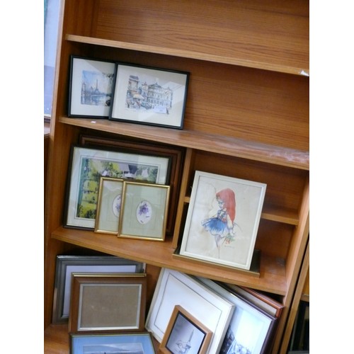 402 - QUANTITY OF MIXED PICTURES AND FRAMES