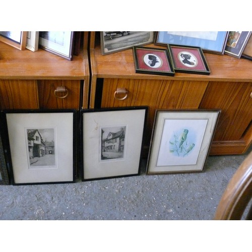 402 - QUANTITY OF MIXED PICTURES AND FRAMES