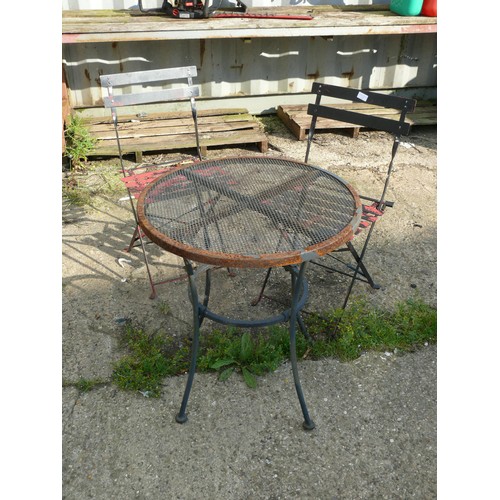 432 - OUTDOOR METAL BISTRO SET