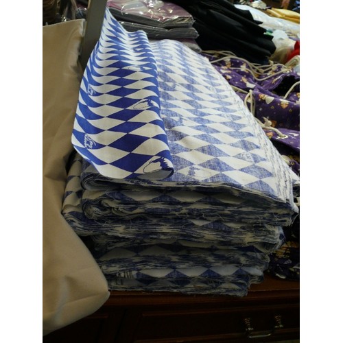 182 - A VERY LARGE QUANTITY OF BLUE AND WHITE DIAMOND FABRIC OFFCUTS FEATURING GARY RHODES