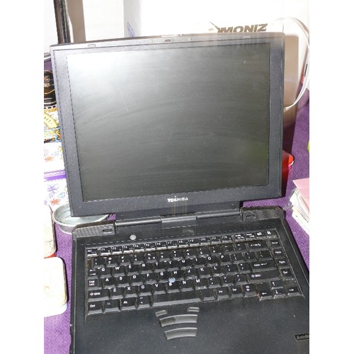 272 - A TOSHIBA SATELLITE PRO LAPTOP