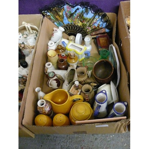 321 - BOX OF QUALITY HOUSE CLEARANCE ITEMS - CRUET SETS, TRINKETS,  COPPER COULDRON ETC