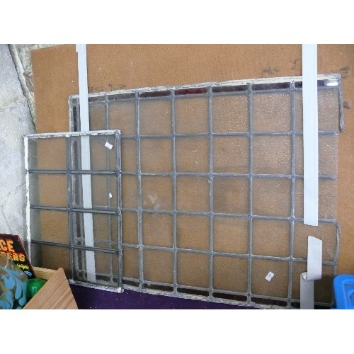 325A - 2 X LEAD GLASS WINDOWS