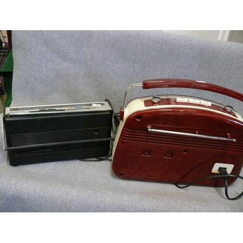 65 - A VINTAGE GRUNDIG TOP BOY 600 RADIO AND A RETRO STYLE RADIO