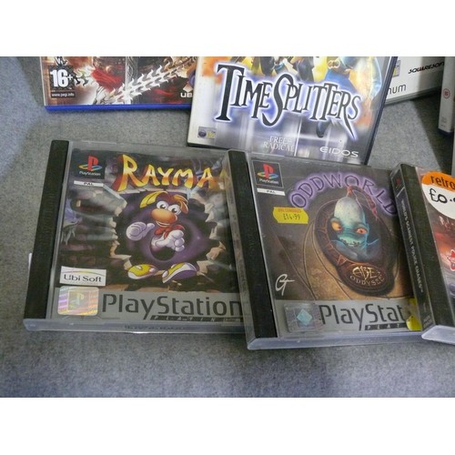 68 - A SELECTION OF PLAYSTATION 1 & 2 GAMES TO INCLUDE TOMBRAIDER, RAYMAN, METAL GEAR SOLID, FINAL FANTAS... 