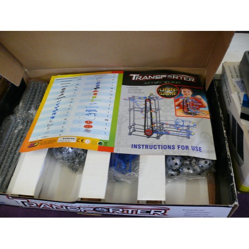 95 - A BATTERY OPERATED TRANSPORTER SYSTEM,  CONTENTS APPEAR BRAND NEW