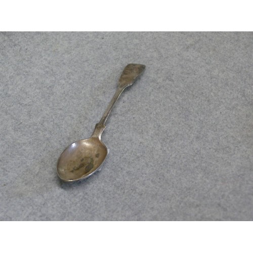 14 - A SOLID SILVER SPOON EXETER 1865 WITH VICTORIA YOUNG HEAD  MADE BY Josiah Williams & Co (James & Jos... 