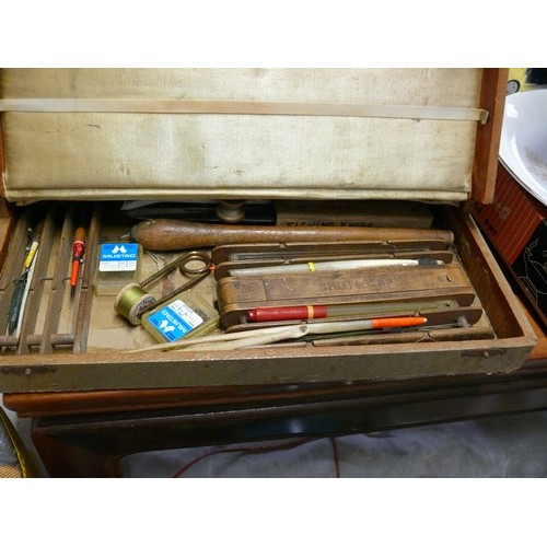 162 - A VINTAGE WOODEN BOX OF FISHING ITEMS