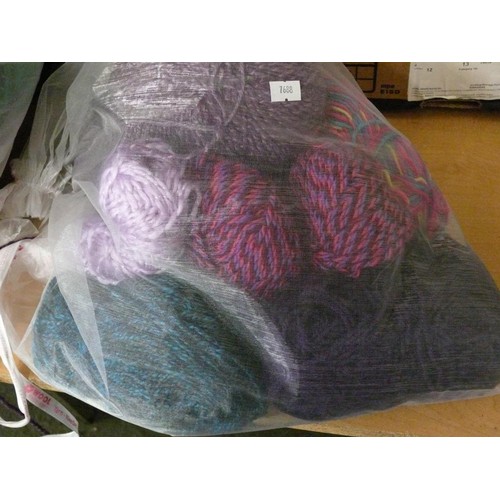 182 - A VERY LARGE COLLECTION OF NEW COTTON YARN IN VARIOUS COLOURS