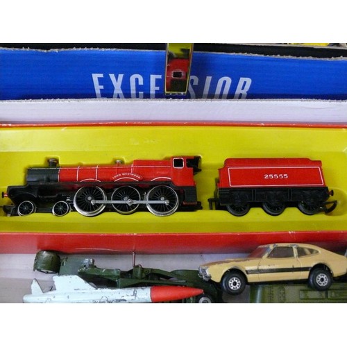 205 - A BOX OF COLLECTORS VEHICLES TO INCLUDE HORNBY RAILWAYS, DINKY, CORGI ETC