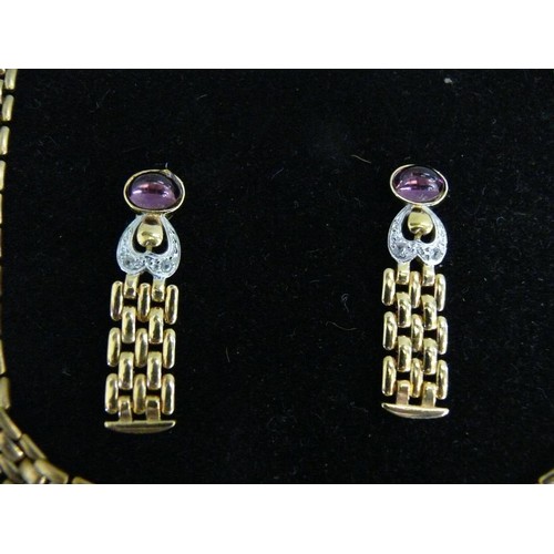 46 - A COMPLETE GOLD PLATED SET OF TOP CLASS HIGH END JEWELLERY  LOOKS UNWORN BEST QUALITY