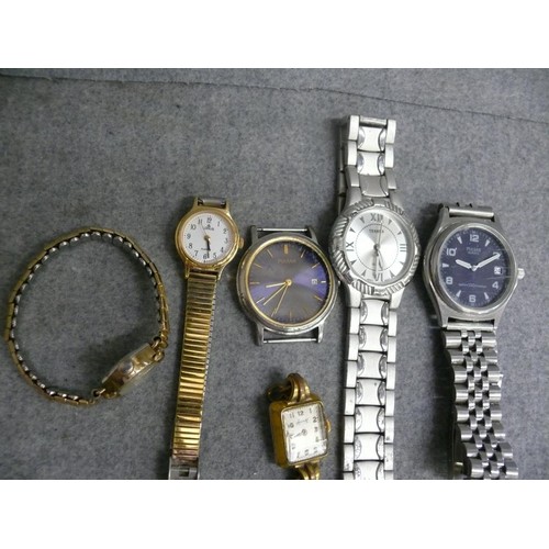 47 - A COLLECTION OF WATCHES IN NEED OF BATTERIES