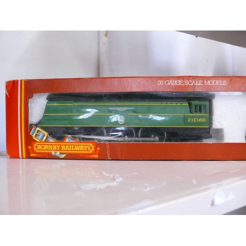 78A - A HORNBY RAILWAYS SR BATTLE OF BRITAIN LOCO 'SPITFIRE' R374, BOXED