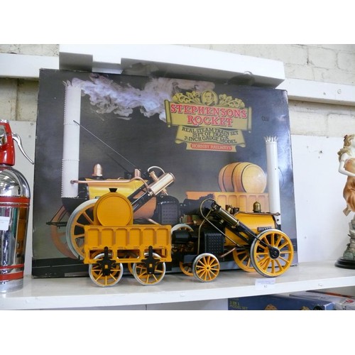 81 - A HORNBY RAILWAYS REAL STEAM STEPHENSONS ROCKET TRAIN SET 3.5 GAUGE WITH ORIGINAL BOX AND BOX