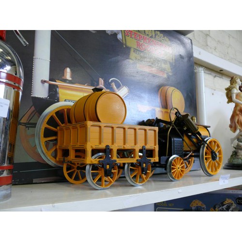 81 - A HORNBY RAILWAYS REAL STEAM STEPHENSONS ROCKET TRAIN SET 3.5 GAUGE WITH ORIGINAL BOX AND BOX