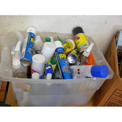 399 - CRATE OF CLEANING PRODUCTS, RAID, DE ICER,  WHITE SPIRIT ETC