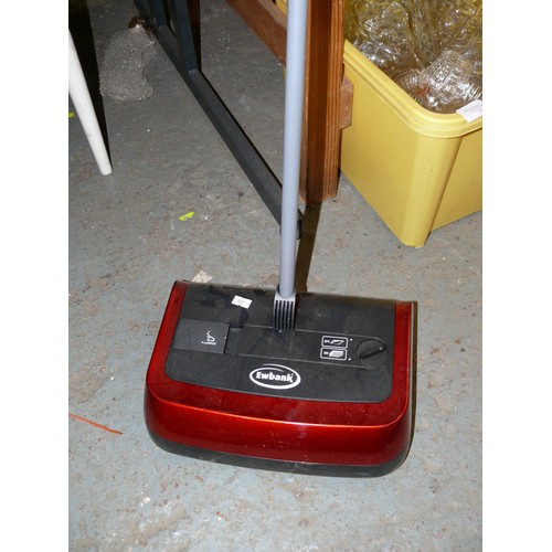 410 - EWBANK FLOOR SWEEPER