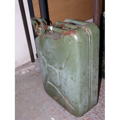 426 - JERRY CAN 20L