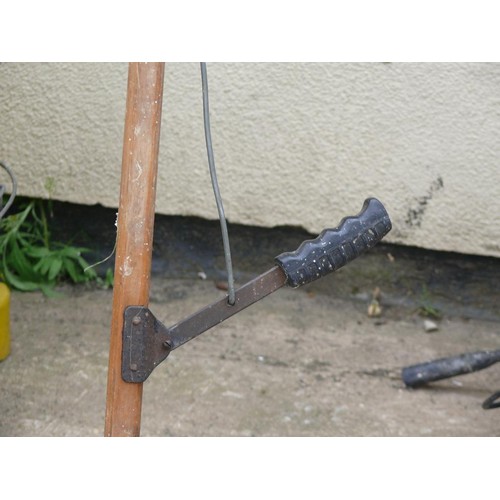 326 - EXTENDING LONG ARM PRUNER