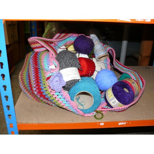 381 - A LARGE BAG OF VARIOUS BALLS OF WOOL