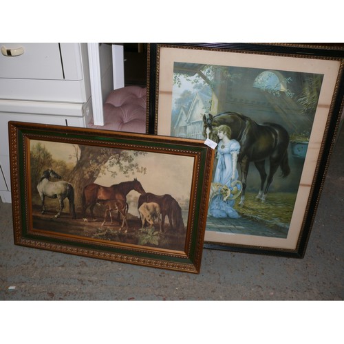 485 - LARGE HORSE PRINT SET IN A LOVELY BROWN AND GREEN FRAME PLUS A LARGE PRINT ' IN THE STABLE' FRAMED A... 