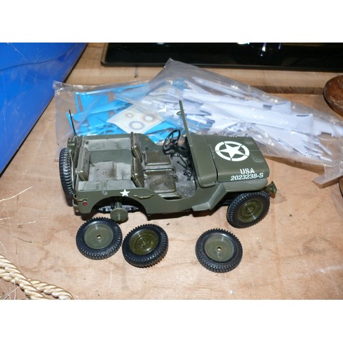 457 - MODEL JEEP FOR COMPLETION AND 2 AIRCRAFTS