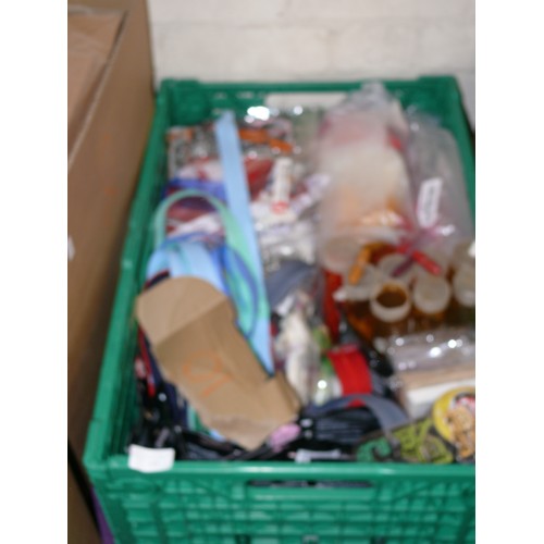 149 - A CRATE OF MIXED CRAFT ITEMS INCLUDING DYLONS, ZIPS, TOGGLES, RIBBONS, YARN, EMBROIDERY FRAME ETC