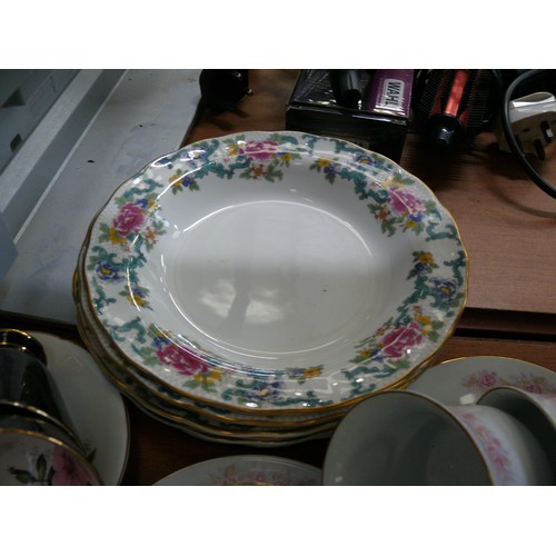 221 - A BEAUTIFUL OLD ROYAL BONE CHINA TEASET PLUS ROYAL DOULTON SALAD PLATES AND A SELECTION OF OTHER CHI... 