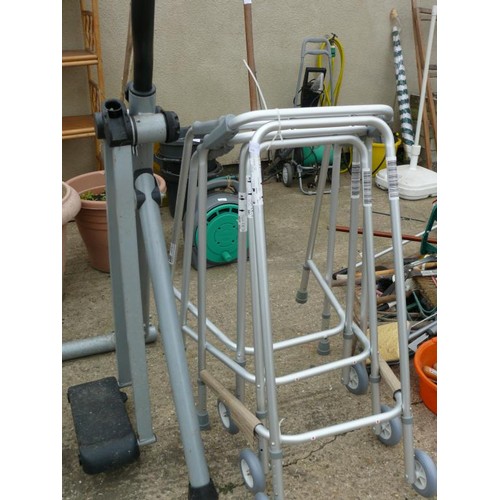 300 - 3 MOBILITY WALKING AIDS