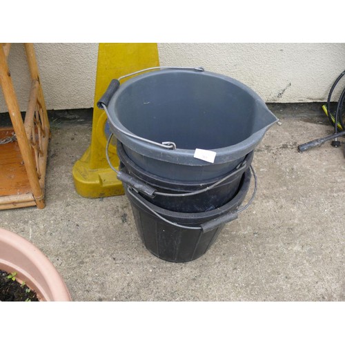 303 - 3 BLACK PLASTIC BUCKETS WITH HANDLES