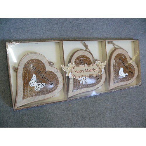 96 - 11 BOXES OF HEART HANGINGS, BRAND NEW