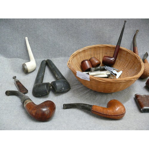 108 - A BASKET OF VERY NICE VINTAGE PIPES TO INCLUDE A N UNUSUAL CLAY PIPE WITH METAL TOP AND A PIPE WITH ... 