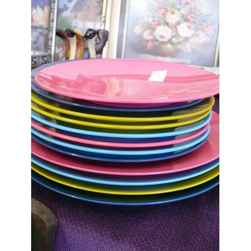 125 - A BEAUTIFUL SET OF MULTICOLOURED PICNIC PLATES, THESE ARE NOT JUST ANY PICNIC PLATES THEY ARE M&S PI... 