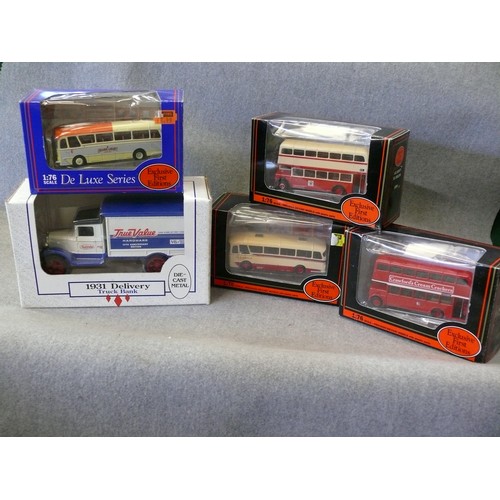 93 - TRAY OF DIECAST VEHICLES INCLUDING ERTL 1931 DELIVERY TRUCK BANK PLUS 4 X GILBOW BUSES, HARRINGTON C... 