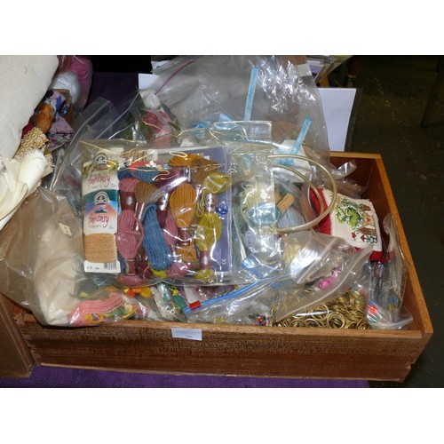 201 - A LARGE SELECTION OF VARIOUS BAGS OF CRAFT ITEMS, SEWING KITS ETC