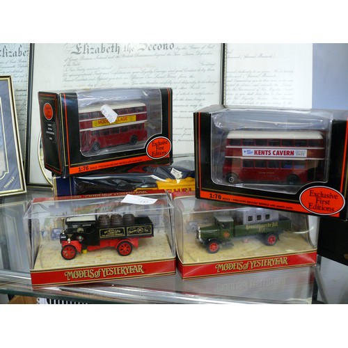 142 - TRAY OF 5 VEHICLES CONSISTING OF DIECAST LIBERTY CLASSICS SHELL FORD TANKER MONEY BOX, 2 X GILBOW AE... 