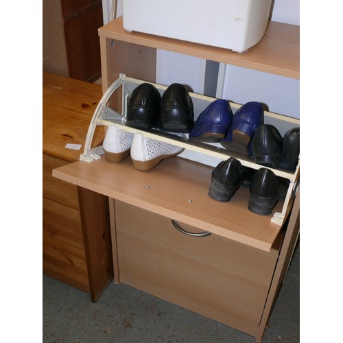 258 - BEECH EFFECT SHOE CUPBOARD WITH CONTENTS OF SHOES