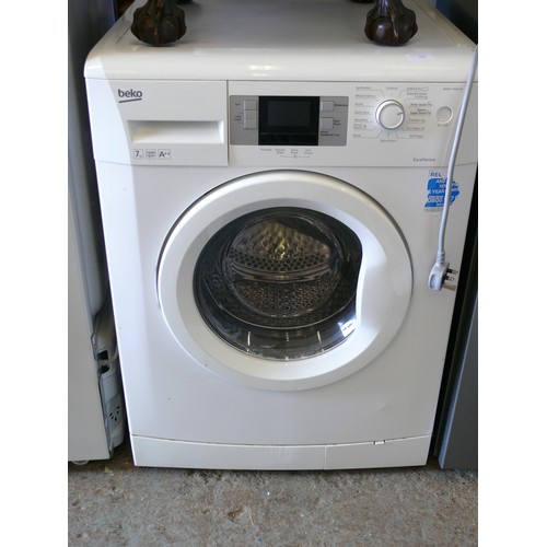 299 - BEKO 7KG WASHING MACHING WMB 71642 W