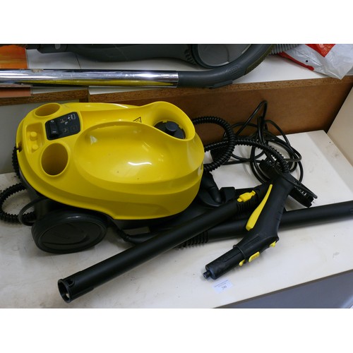 295 - KARCHER PRESSURE WASHER WITH ATTACHMENTS